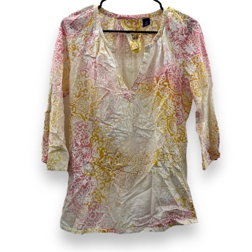 Robert Graham Split Neck Embroidered Textured Print Pink Yellow Ombre Top Size S